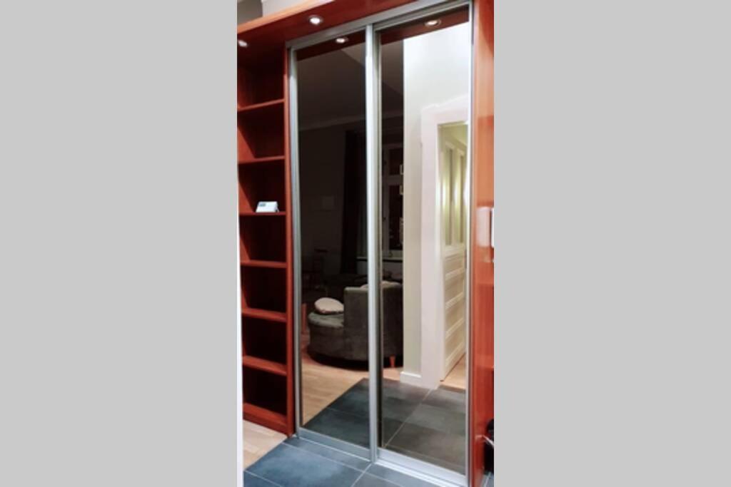 Bright&Comfy Apt -Few Min To Main Square Krakow Luaran gambar